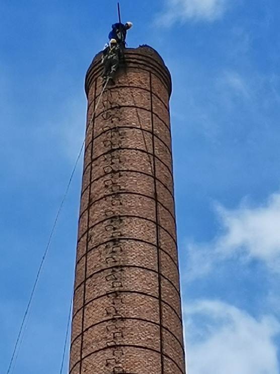 拆除煙囪公司:展現(xiàn)精湛技藝,助力城市煥新顏